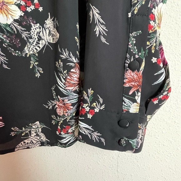 Torrid Black Floral Covered Button Up Long Sleeve Plus Size 2 - Picture 2 of 7